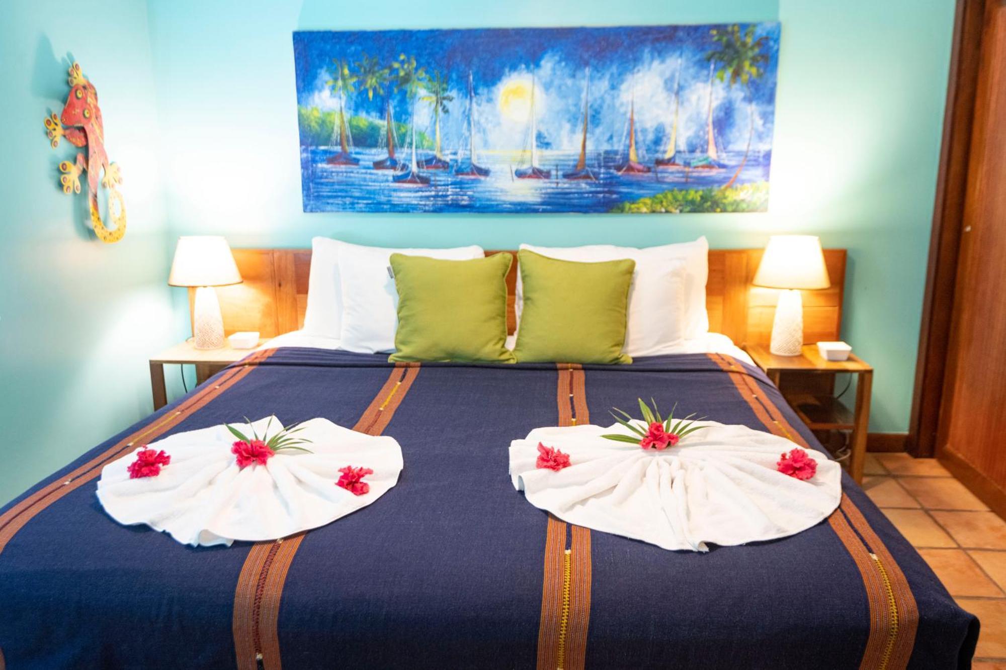 Isla Bonita Yacht Club Hotel San Pedro  Eksteriør billede